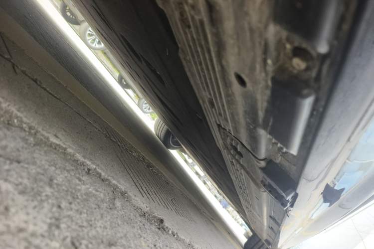 Used Mercedes-Benz EQS 2023 580 4MATIC Chassis Rear Right