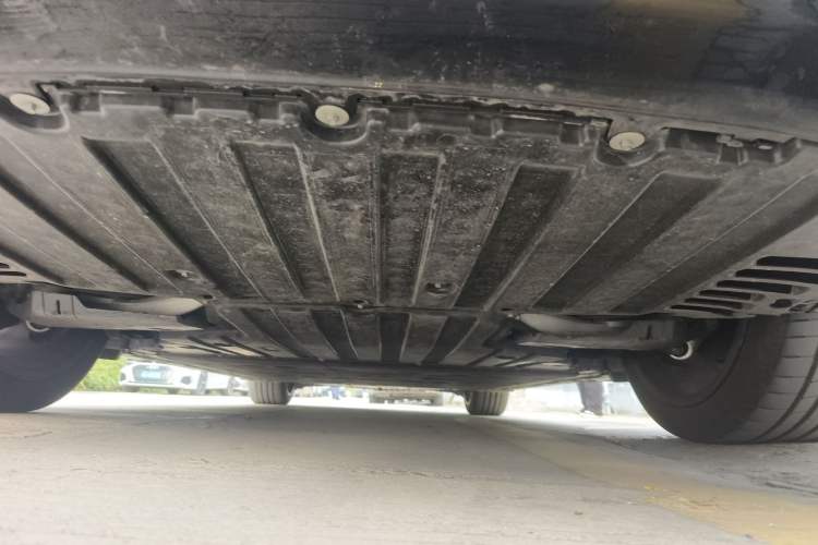 Used Mercedes-Benz EQS 2023 580 4MATIC Chassis Rear