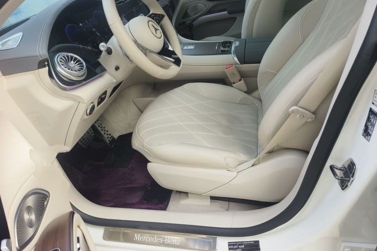 Used Mercedes-Benz EQS 2023 580 4MATIC Left Front Seat