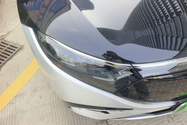Used Mercedes-Benz EQS 2023 580 4MATIC Right Front Headlight