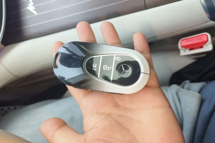 Used Mercedes-Benz EQS 2023 580 4MATIC Vehicle Key
