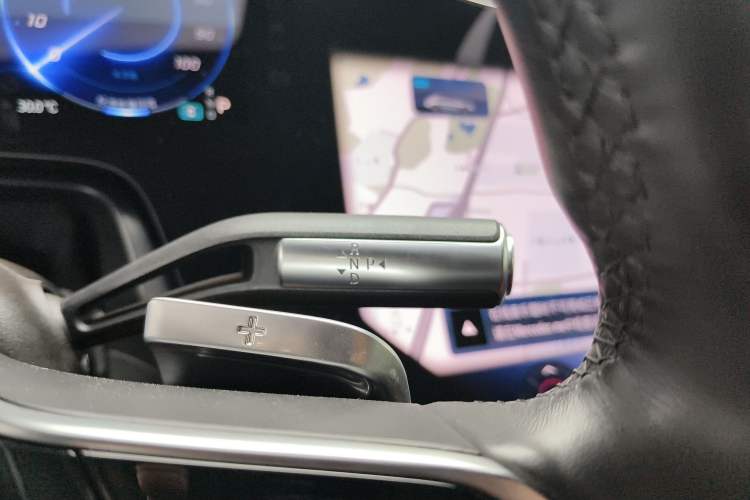 Used Mercedes-Benz EQS 2023 450+ Luxury Edition Gear Lever