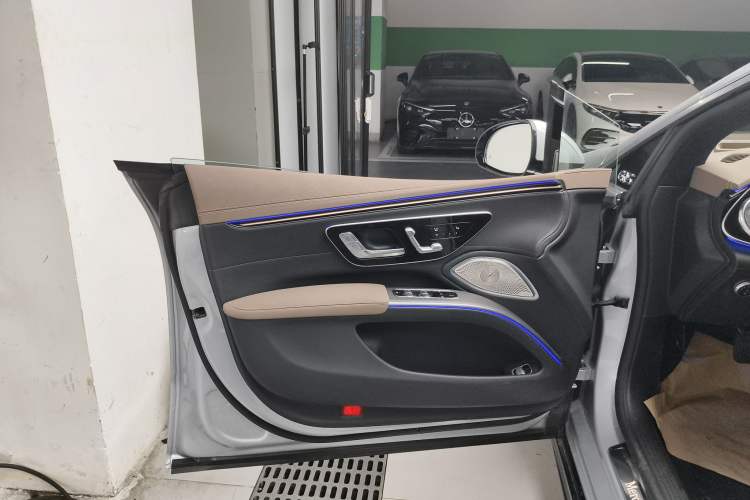 Used Mercedes-Benz EQS 2023 450+ Luxury Edition Left Front Door Interior