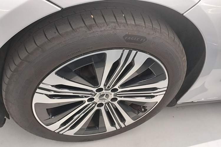 Used Mercedes-Benz EQS 2023 450+ Pioneer Edition Left Front Wheel Hub