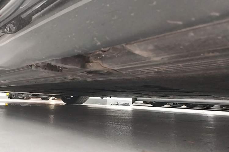 Used Mercedes-Benz EQS 2023 450+ Pioneer Edition Left Side Sill