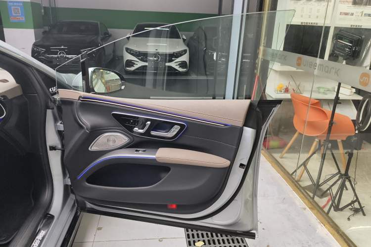 Used Mercedes-Benz EQS 2023 450+ Luxury Edition Right Front Door Interior