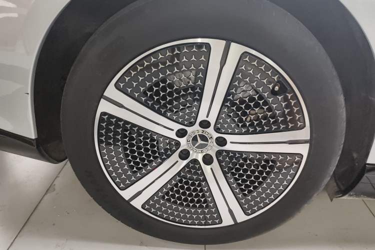 Used Mercedes-Benz EQS 2023 450+ Luxury Edition Right Rear Wheel Hub