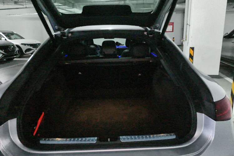 Used Mercedes-Benz EQS 2023 450+ Luxury Edition Trunk
