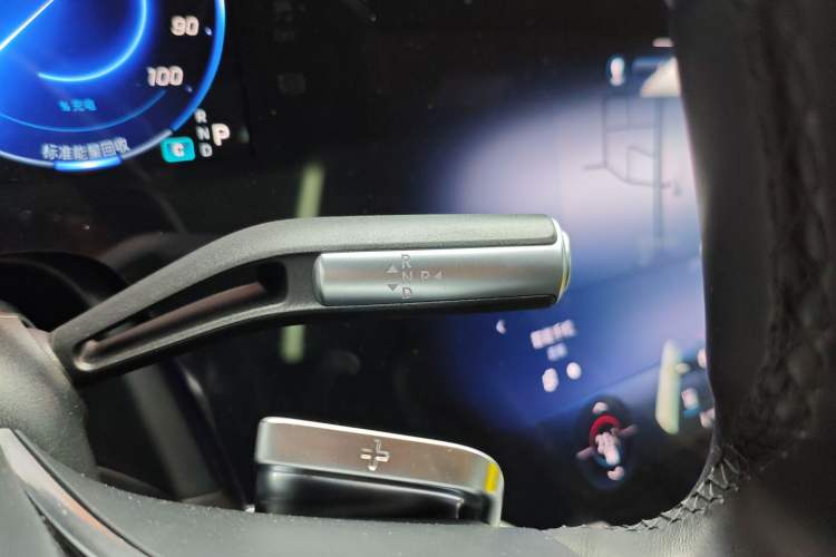 Used Mercedes-Benz EQS 2023 450+ Luxury Edition Gear Lever