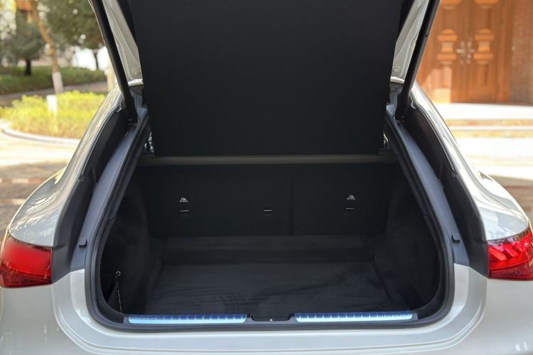 Used Mercedes-Benz EQS 2023 450+ Pioneer Edition Interior 8