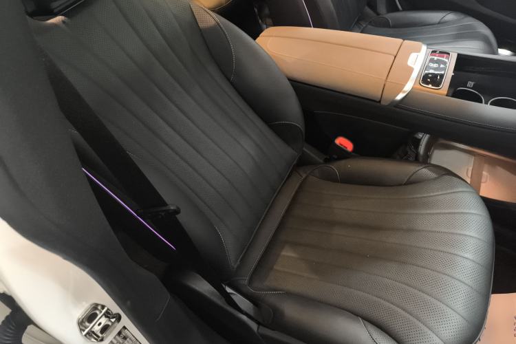 Used Mercedes-Benz EQS 2023 450+ Pioneer Edition Right Front Seat