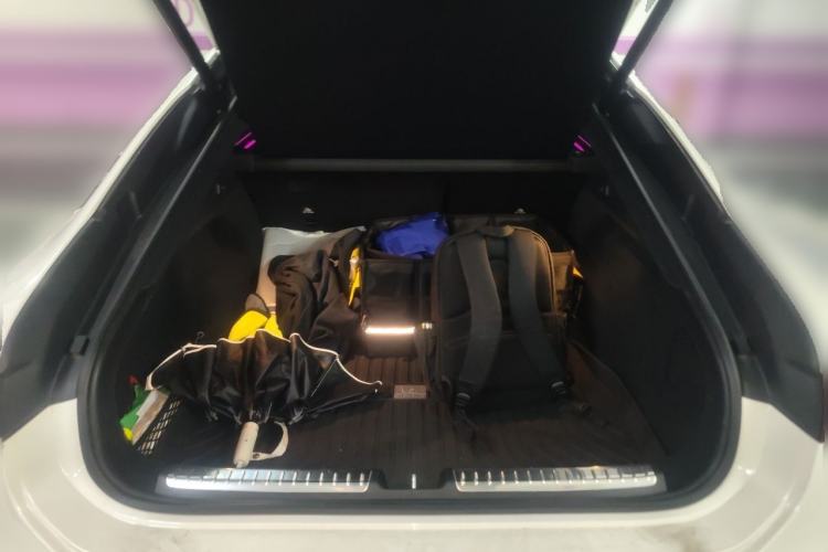 Used Mercedes-Benz EQS 2023 580 4MATIC Trunk