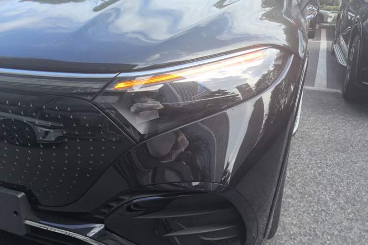 Used Mercedes-Benz EQS 2025 500 4MATIC Left Front Headlight