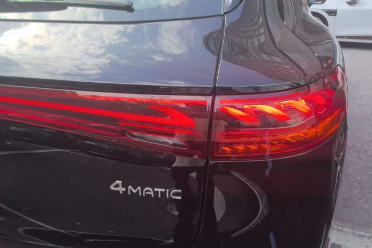 Used Mercedes-Benz EQS 2025 500 4MATIC Right Rear Taillight
