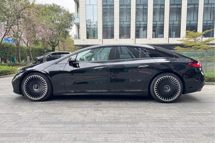 Used Mercedes-Benz EQS AMG 2022 AMG EQS 53 4MATIC+ Exterior 3
