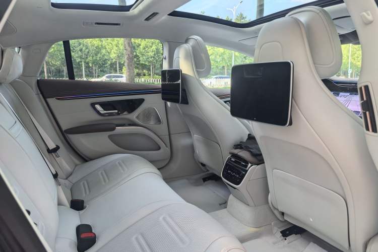 Used Mercedes-Benz EQS AMG 2022 AMG EQS 53 4MATIC+ Interior 8