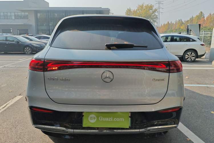Used Mercedes-Benz EQS SUV 2023 450 4MATIC Pioneer Edition Rear