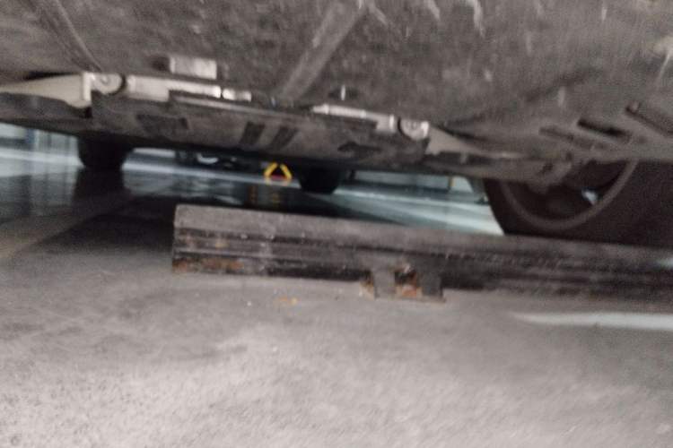 Used Mercedes-Benz EQS SUV 2023 450 4MATIC Pioneer Edition Chassis Rear