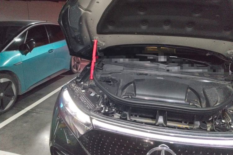 Used Mercedes-Benz EQS SUV 2023 450 4MATIC Pioneer Edition Engine Bay Right