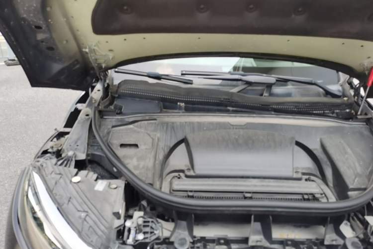 Used Mercedes-Benz EQS SUV 2023 450 4MATIC Luxury Edition Engine Bay Right