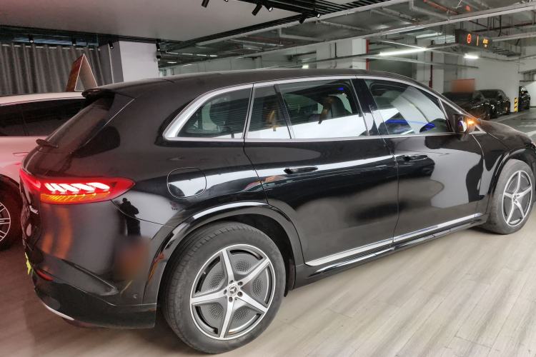 Used Mercedes-Benz EQS SUV 2023 450 4MATIC Pioneer Edition Exterior 5
