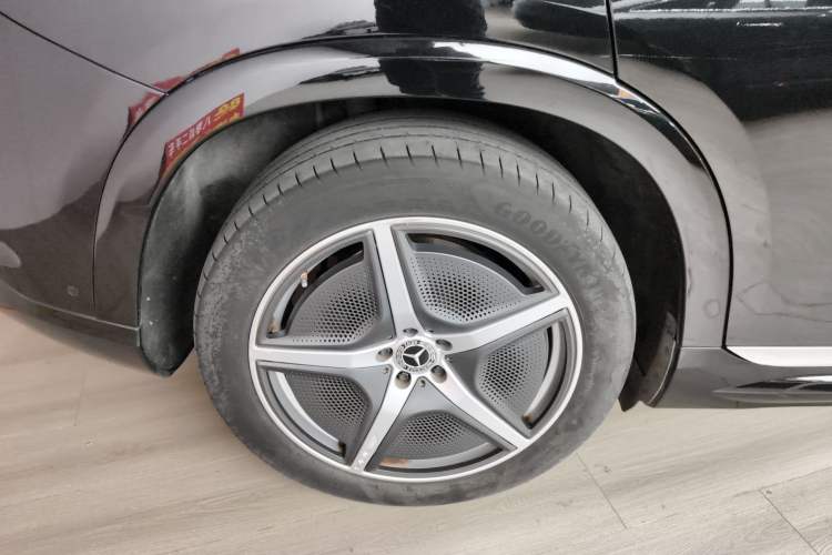 Used Mercedes-Benz EQS SUV 2023 450 4MATIC Pioneer Edition Exterior 8
