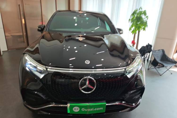 Used Mercedes-Benz EQS SUV 2023 450 4MATIC Luxury Edition Front