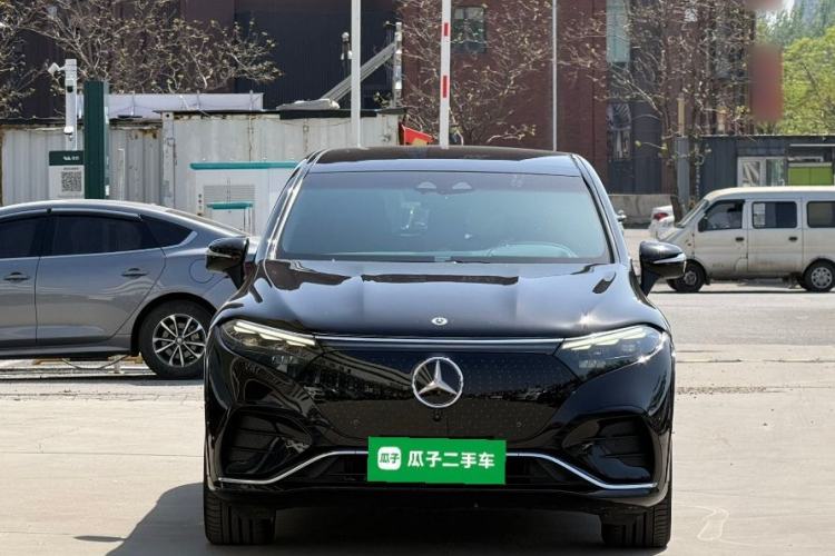 Used Mercedes-Benz EQS SUV 2023 450 4MATIC Pioneer Edition Front