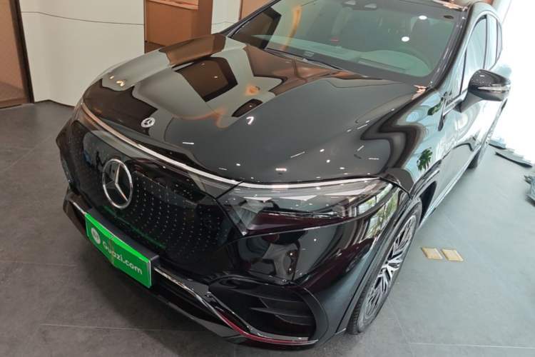 Used Mercedes-Benz EQS SUV 2023 450 4MATIC Luxury Edition Guazi used car, China used car export, Used car for sale, Used  cars, Cheapest cars for sale