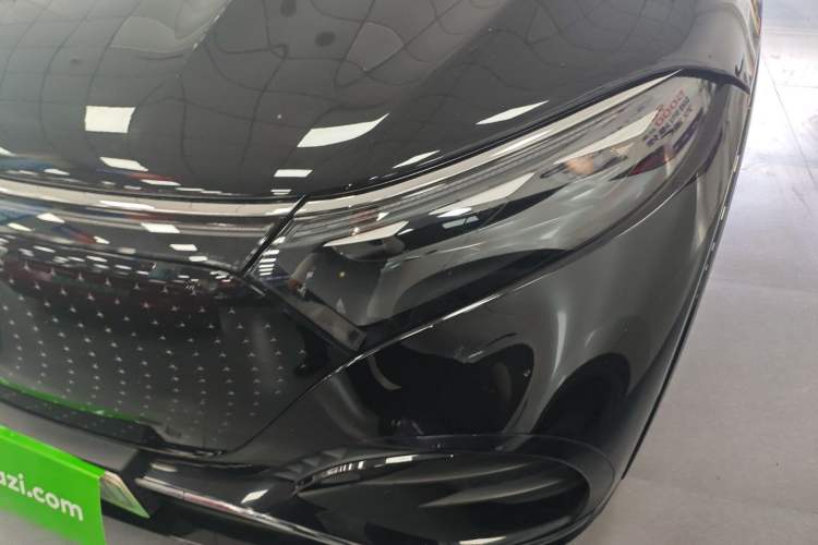 Used Mercedes-Benz EQS SUV 2023 450 4MATIC Pioneer Edition Left Front Headlight