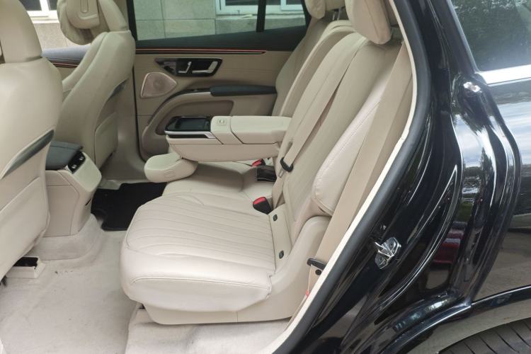 Used Mercedes-Benz EQS SUV 2023 450 4MATIC Pioneer Edition Left Rear Seat