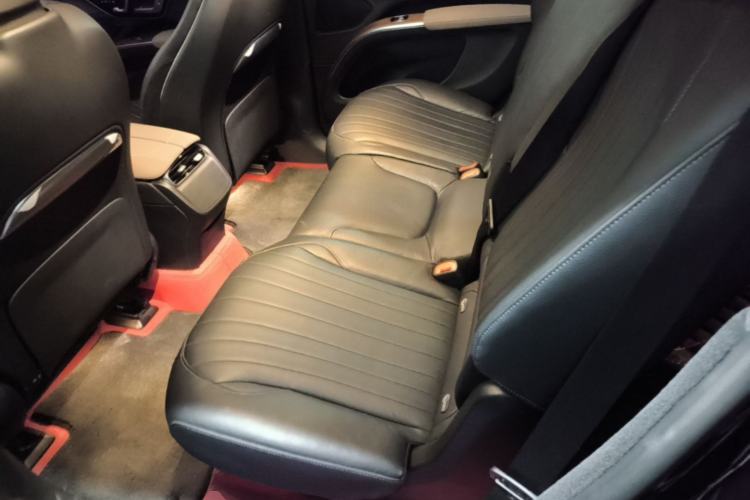 Used Mercedes-Benz EQS SUV 2023 450 4MATIC Pioneer Edition Left Rear Seat