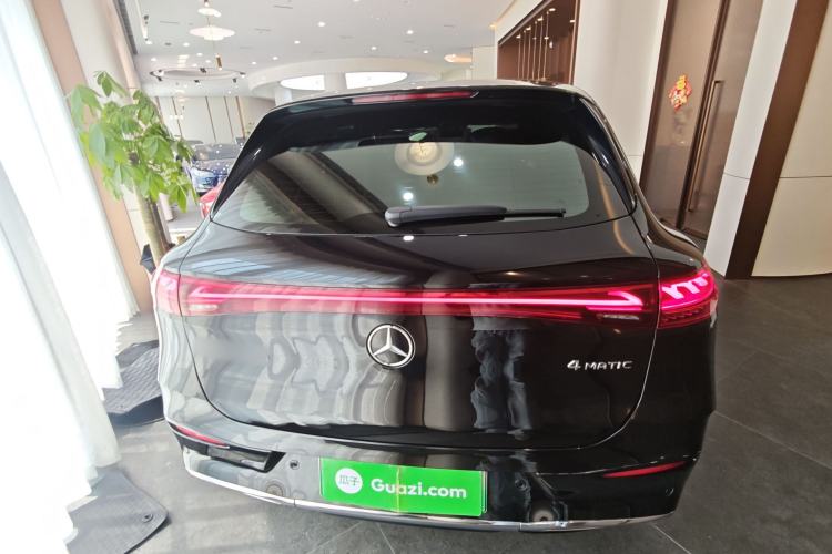 Used Mercedes-Benz EQS SUV 2023 450 4MATIC Luxury Edition Rear