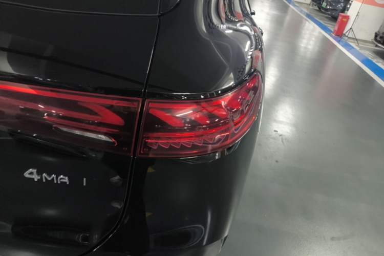 Used Mercedes-Benz EQS SUV 2023 450 4MATIC Pioneer Edition Right Rear Taillight