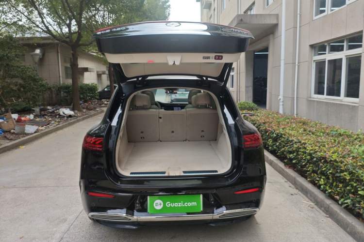 Used Mercedes-Benz EQS SUV 2023 450 4MATIC Pioneer Edition Trunk