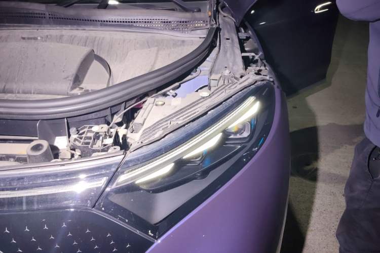 Used Mercedes-Benz EQS SUV 2023 450 4MATIC Pioneer Edition Engine Bay Left