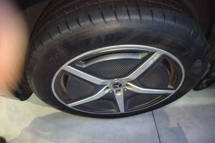 Used Mercedes-Benz EQS SUV 2023 450 4MATIC Pioneer Edition Exterior 4