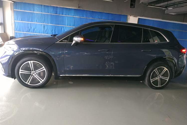 Used Mercedes-Benz EQS SUV 2023 450+ Left Side