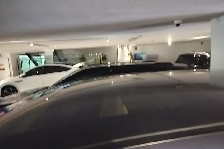 Used Mercedes-Benz EQS SUV 2023 450 4MATIC Pioneer Edition Roof