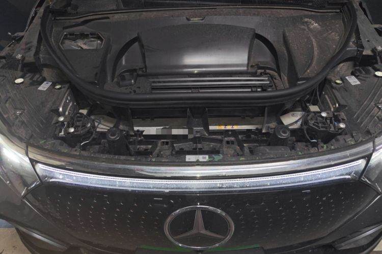 Used Mercedes-Benz EQS SUV 2023 450+ Engine Bay