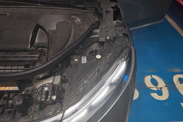 Used Mercedes-Benz EQS SUV 2023 450+ Engine Bay Left