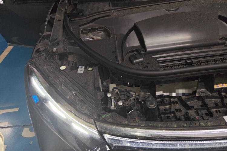 Used Mercedes-Benz EQS SUV 2023 450+ Engine Bay Right