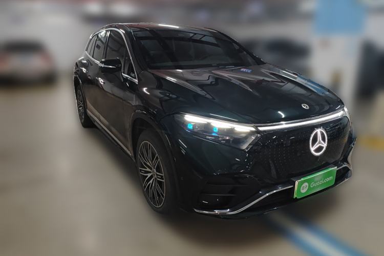 Used Mercedes-Benz EQS SUV 2023 450 4MATIC Luxury Edition Front Right 45 Deg