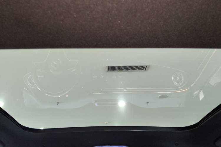 Used Mercedes-Benz EQS SUV 2023 450 4MATIC Pioneer Edition Headliner
