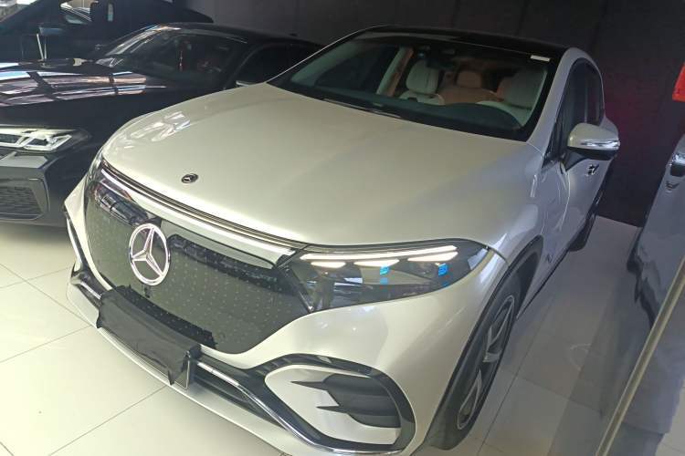 Used Mercedes-Benz EQS SUV 2023 450 4MATIC Pioneer Edition Guazi used car, China used car export, Used car for sale, Used  cars, Cheapest cars for sale
