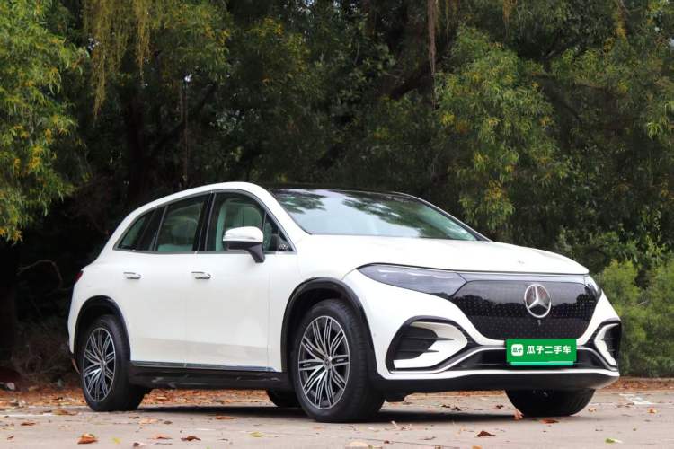 Used Mercedes-Benz EQS SUV 2023 450 4MATIC Luxury Edition Exterior 2