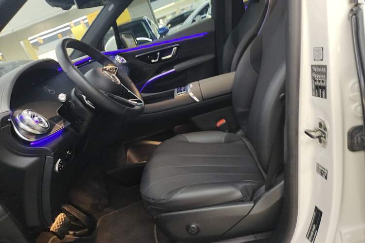Used Mercedes-Benz EQS SUV 2023 450+ Left Front Seat