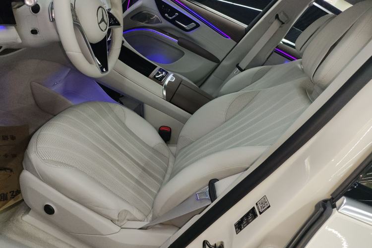 Used Mercedes-Benz EQS SUV 2023 450 4MATIC Luxury Edition Left Front Seat
