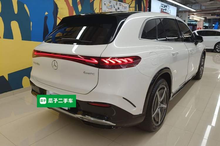 Used Mercedes-Benz EQS SUV 2023 450 4MATIC Pioneer Edition Rear Right 45 Deg