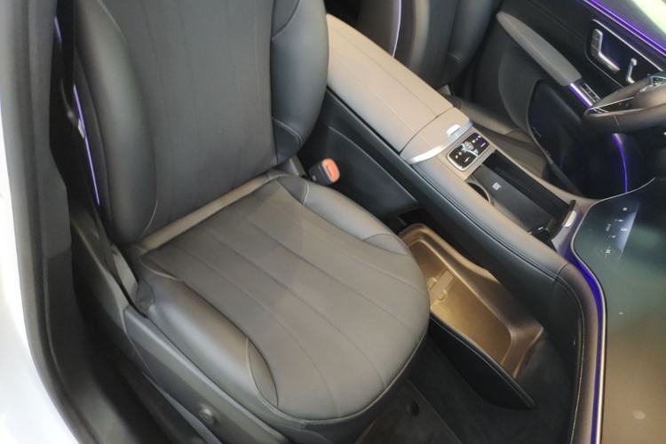 Used Mercedes-Benz EQS SUV 2023 450+ Right Front Seat